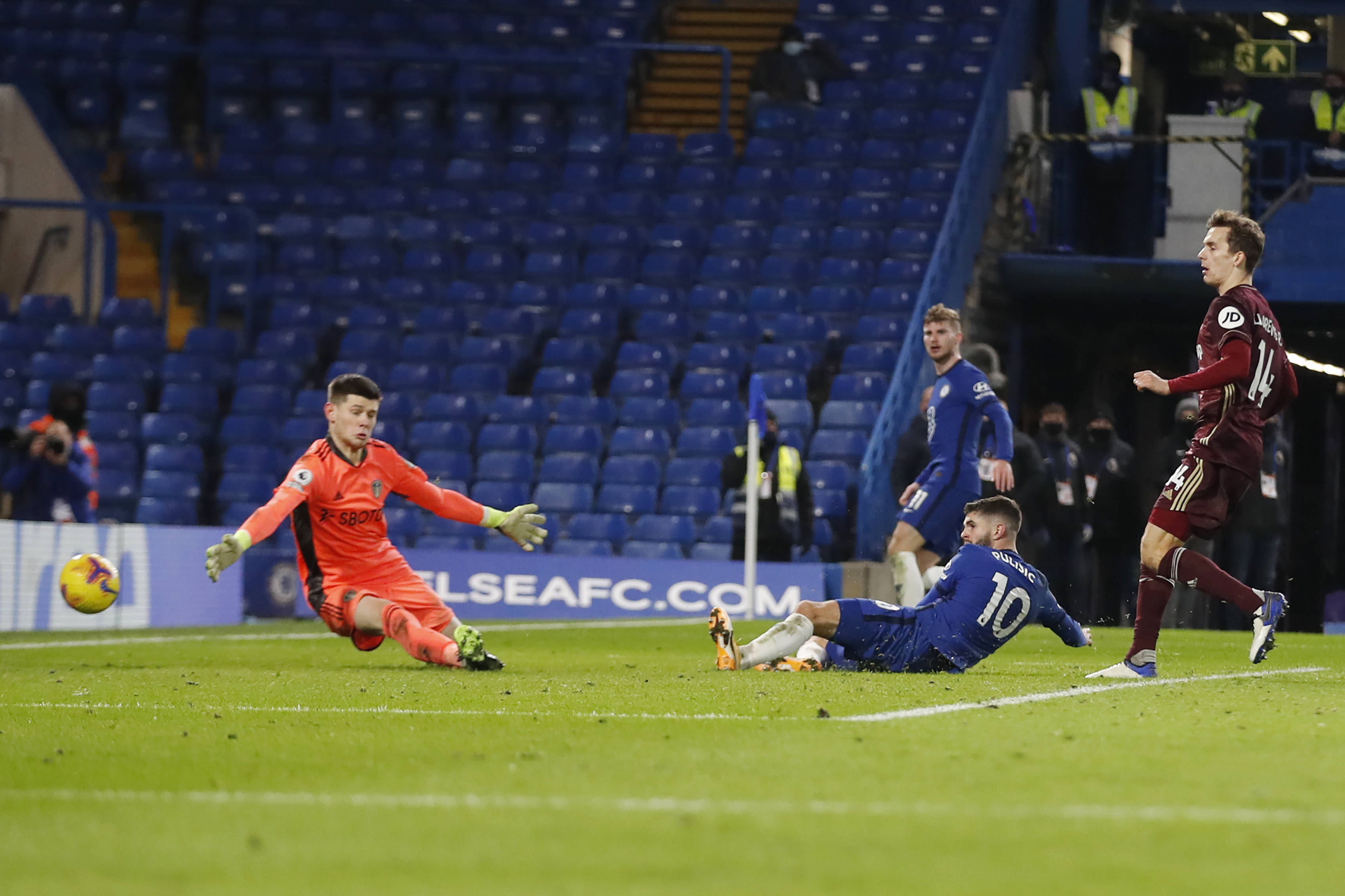 足球界也需 足球界也需